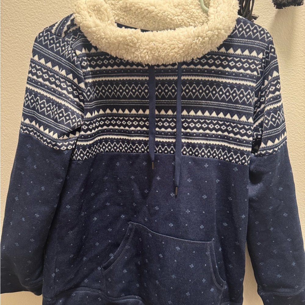 St. John's Bay White Sherpa Pullover with Navy Trim